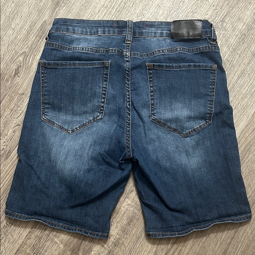 Women’s Distressed Denim Shorts Mid Rise Blue Jean Size 12 - Picture 6 of 6